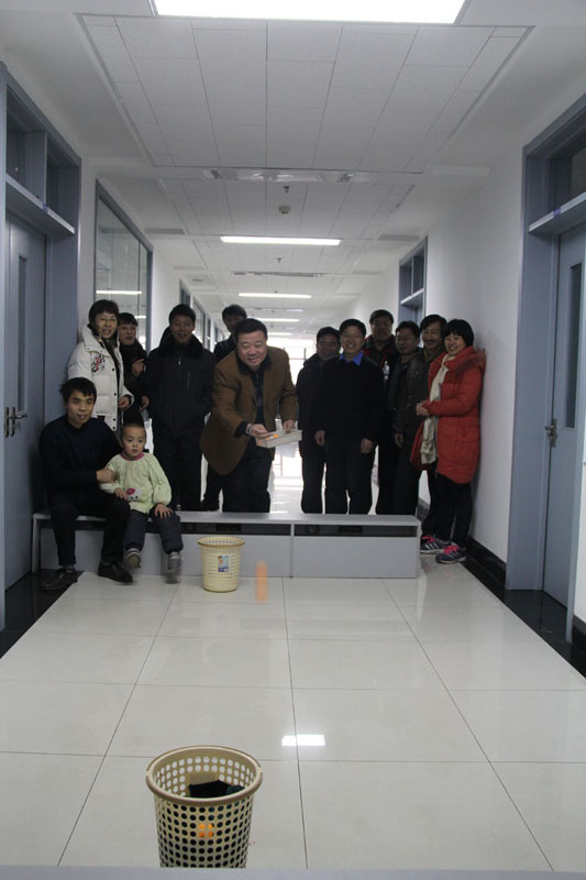 副校長孫永華蒞臨指導(dǎo)機(jī)電學(xué)院迎新年體育健身周活動(dòng)